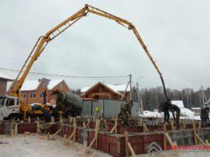 Бетон на ростверк пошел!