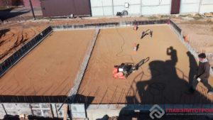 Обратная засыпка под плиту.