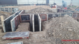 Устанавливаем армокаркасы.