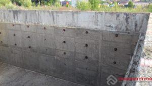 Стены цоколя.