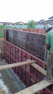 В штатное положение.