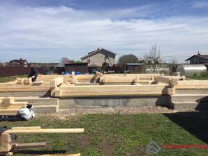 Брус — сосна.